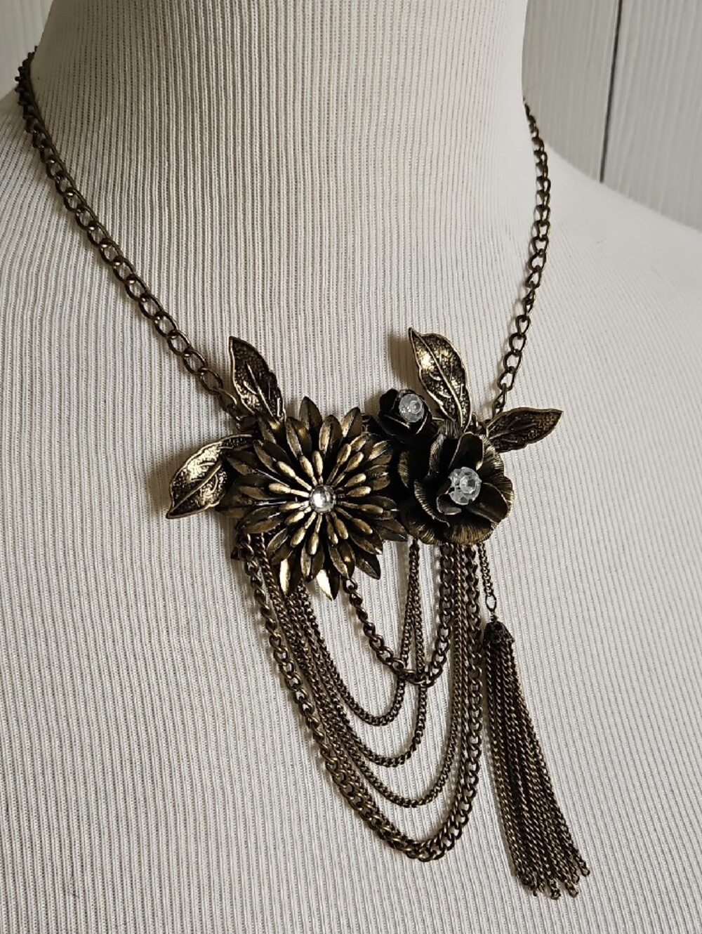 NWOT Floral Statement Necklace in Antique Gold